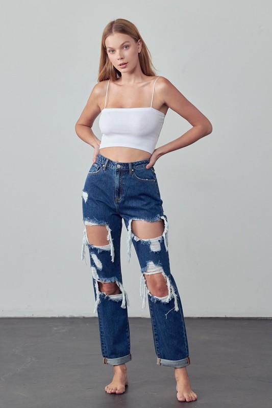 SUPER DISTRESSED BAGGY JEANS